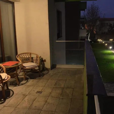 Apartment Bujorului - 2br Craiova